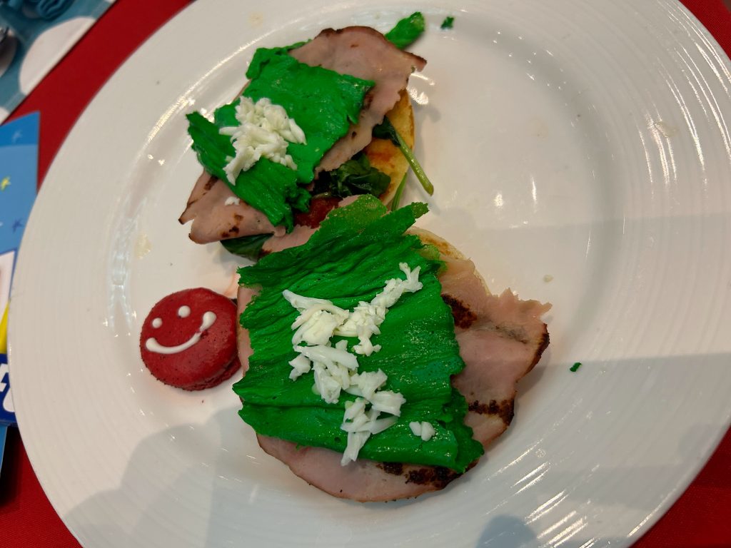 Food on the Carnival ships